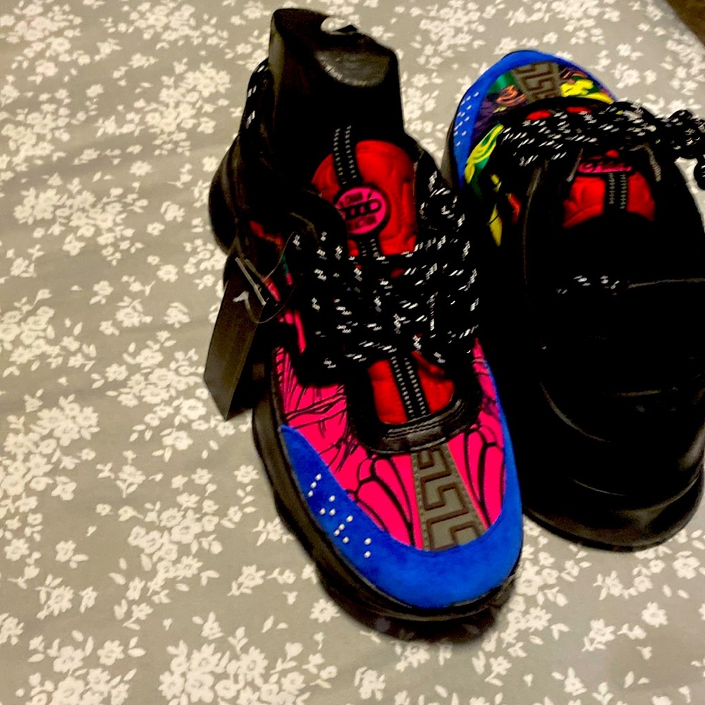 Men sneakers